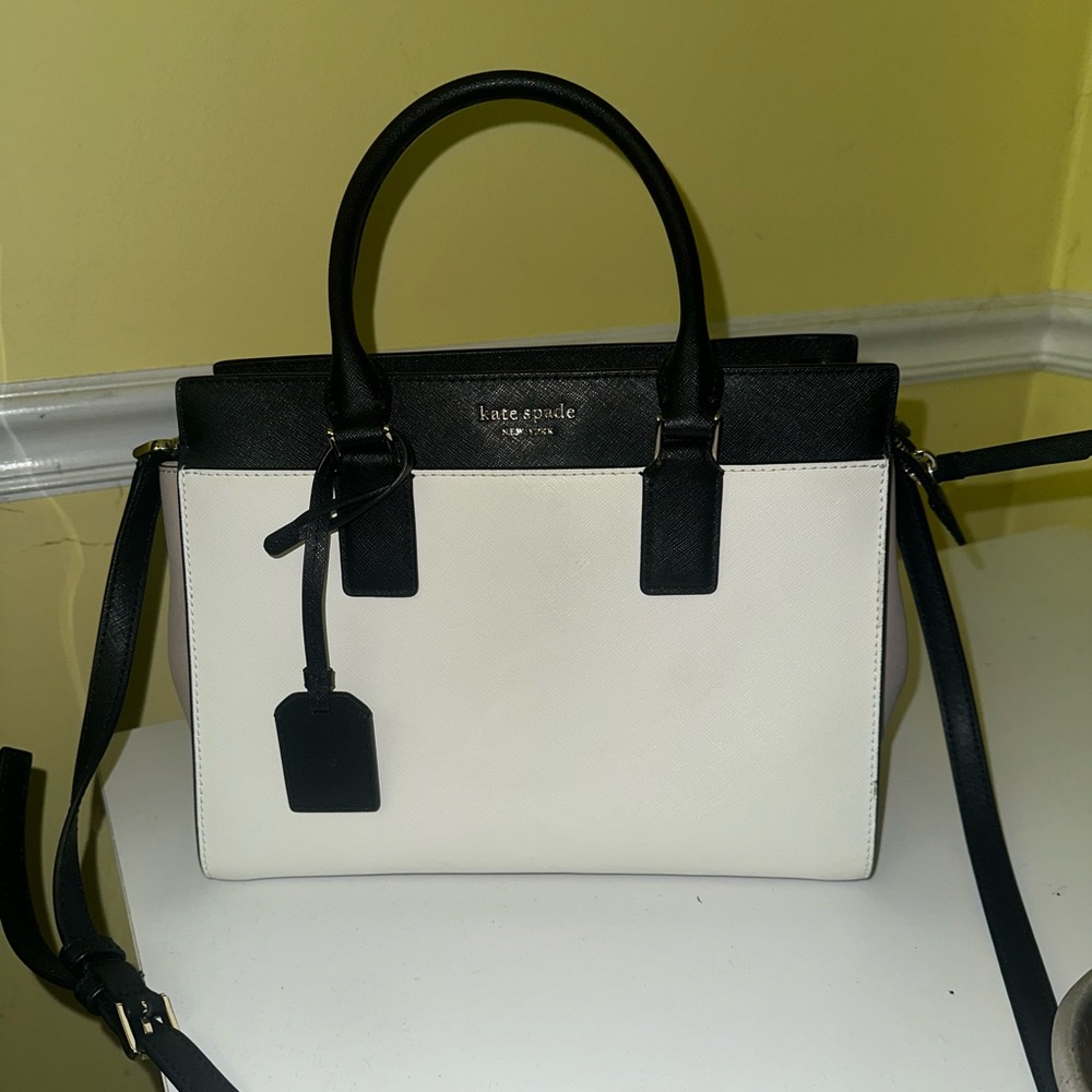 Kate spade Cameron white and black purse